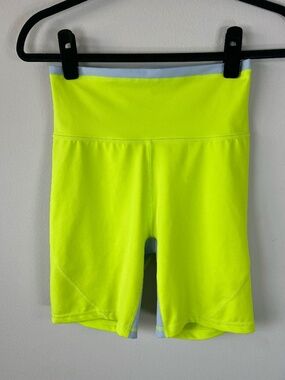 Wilo the Label Colorblock Biker Shorts Neon Lime & Gray Athletic Gym Yoga Medium